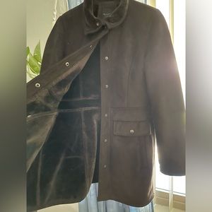 Braetan dark brown coat with faux fur inside size small